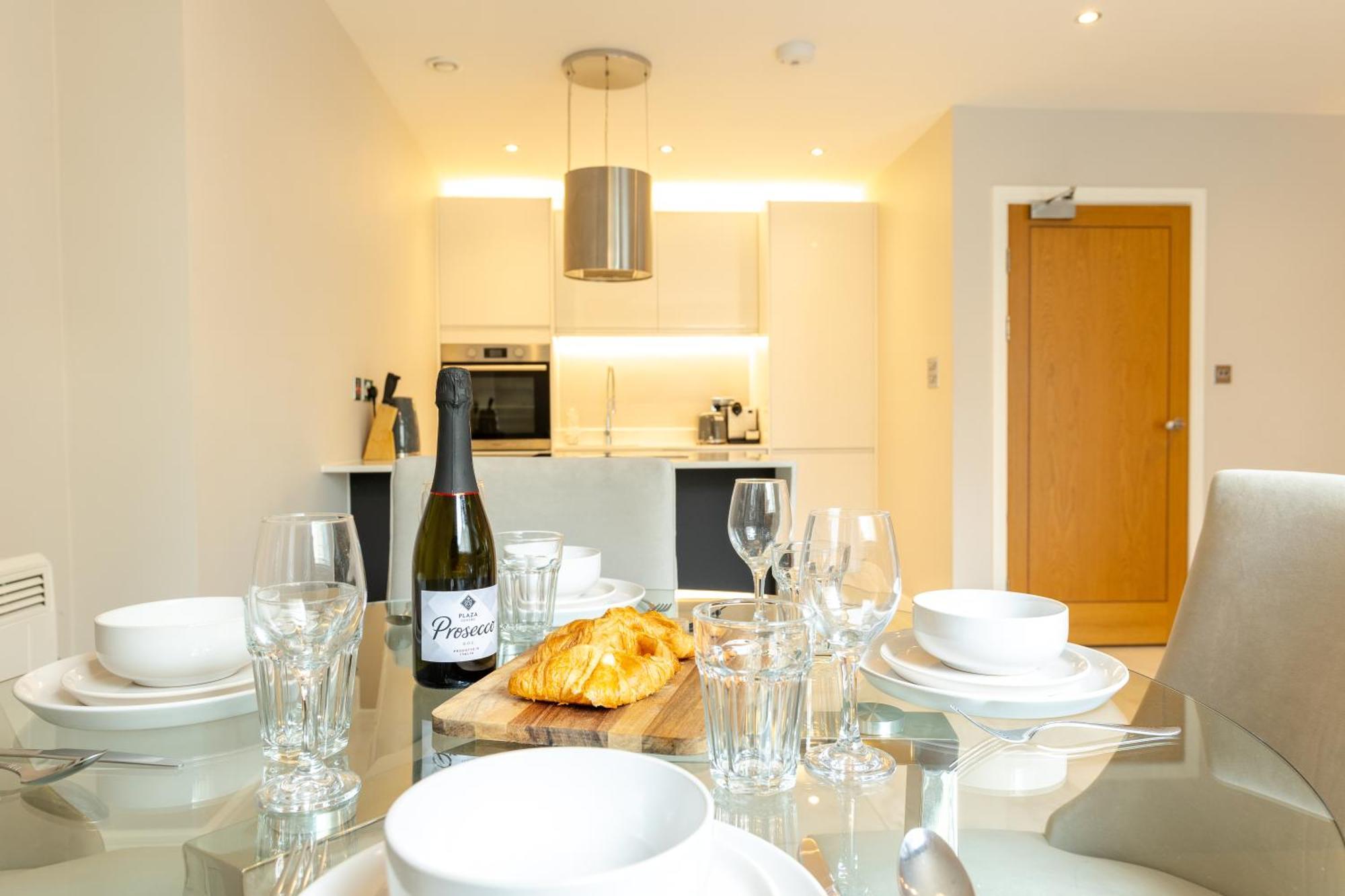 Exclusive Cardiff City Centre Apartment エクステリア 写真