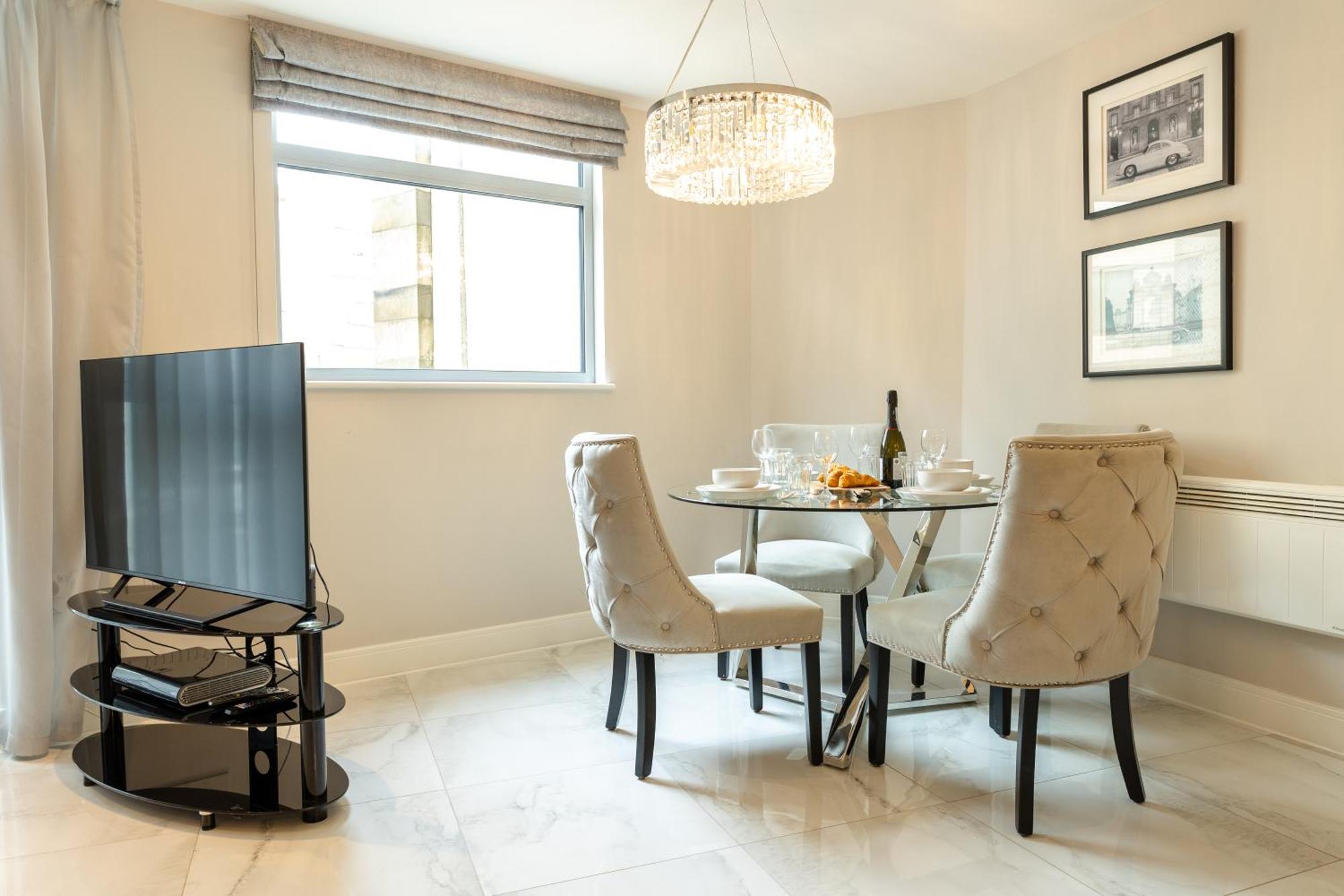 Exclusive Cardiff City Centre Apartment エクステリア 写真